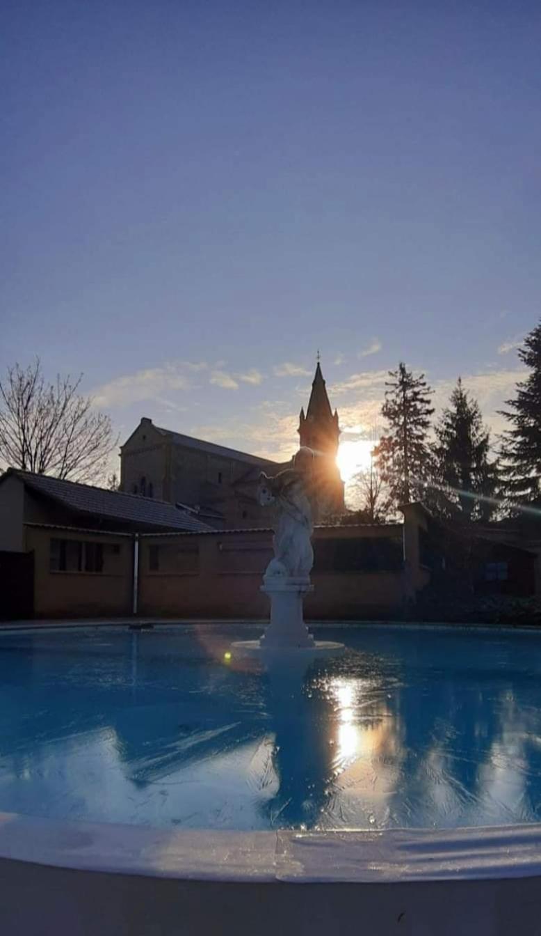 Les Jardins Du Castel Annick Et Jean Paul Saint-Georges-d'Esperanche